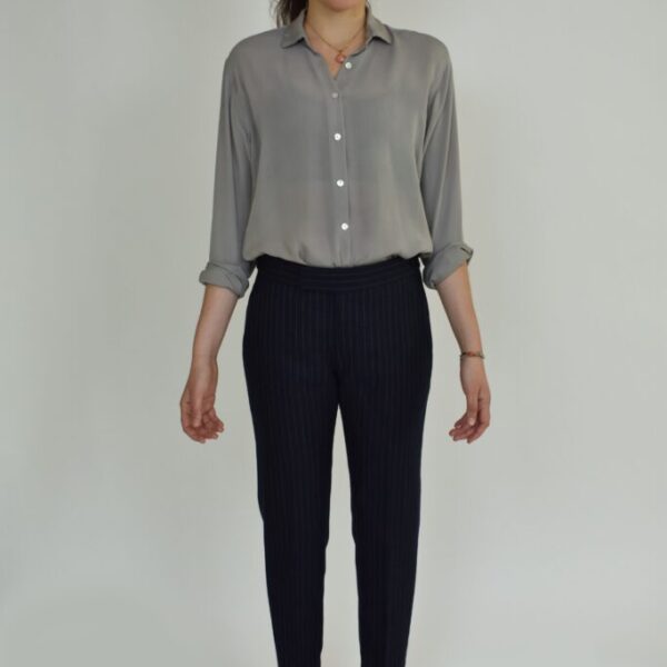SIMPLE TAPERED PANTS IN NAVY BLUE PINSTRIPED WOOL (Copy)