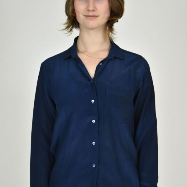 SIMPLE SHIRT IN NAVY SILK CREPE DE CHINE