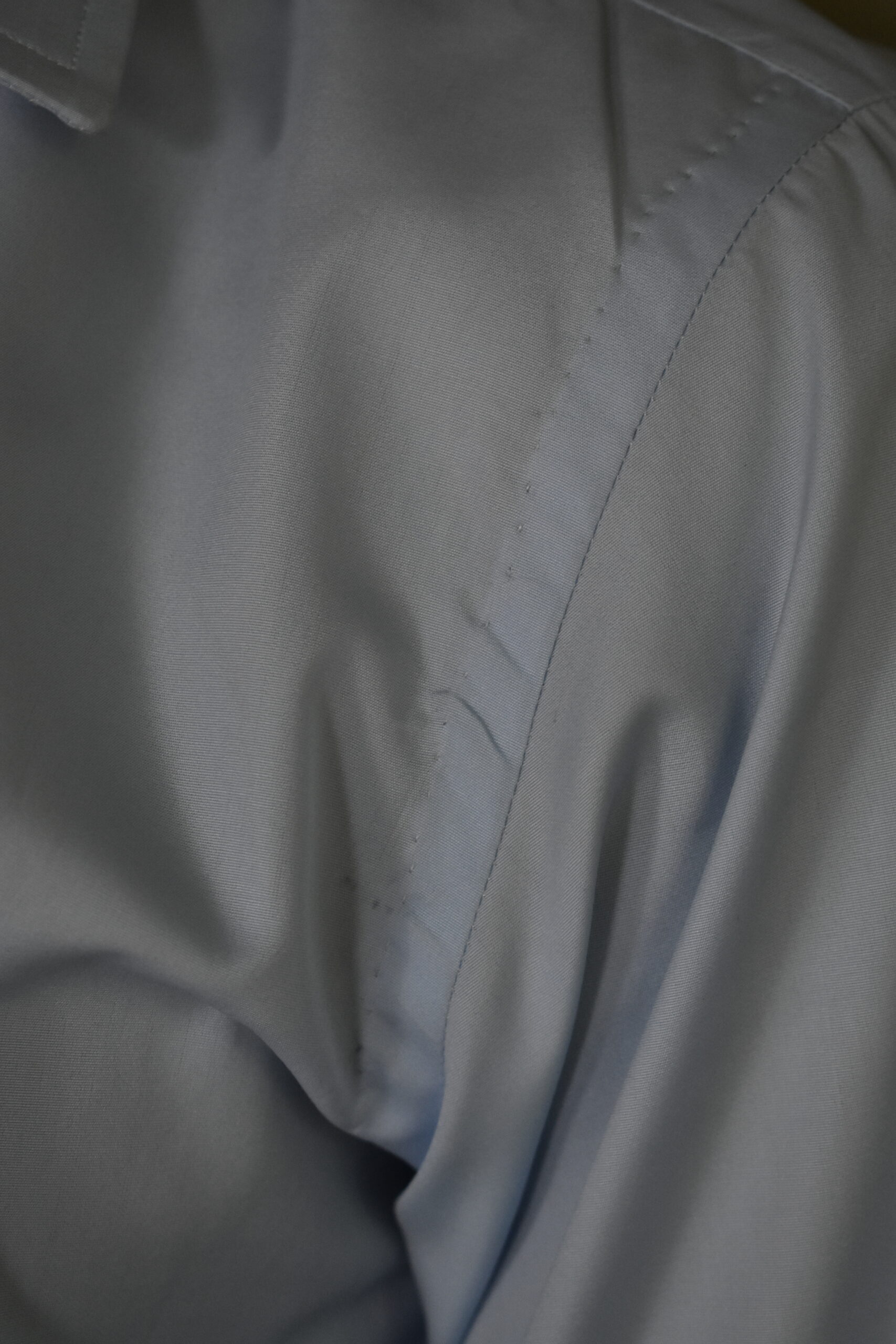 HAND-SEWN SHIRT IN PLAIN BLUE 120s 2-PLY POPLIN 7 HAND-SEWN SHIRT IN PLAIN BLUE 120s 2-PLY POPLIN - Image 7