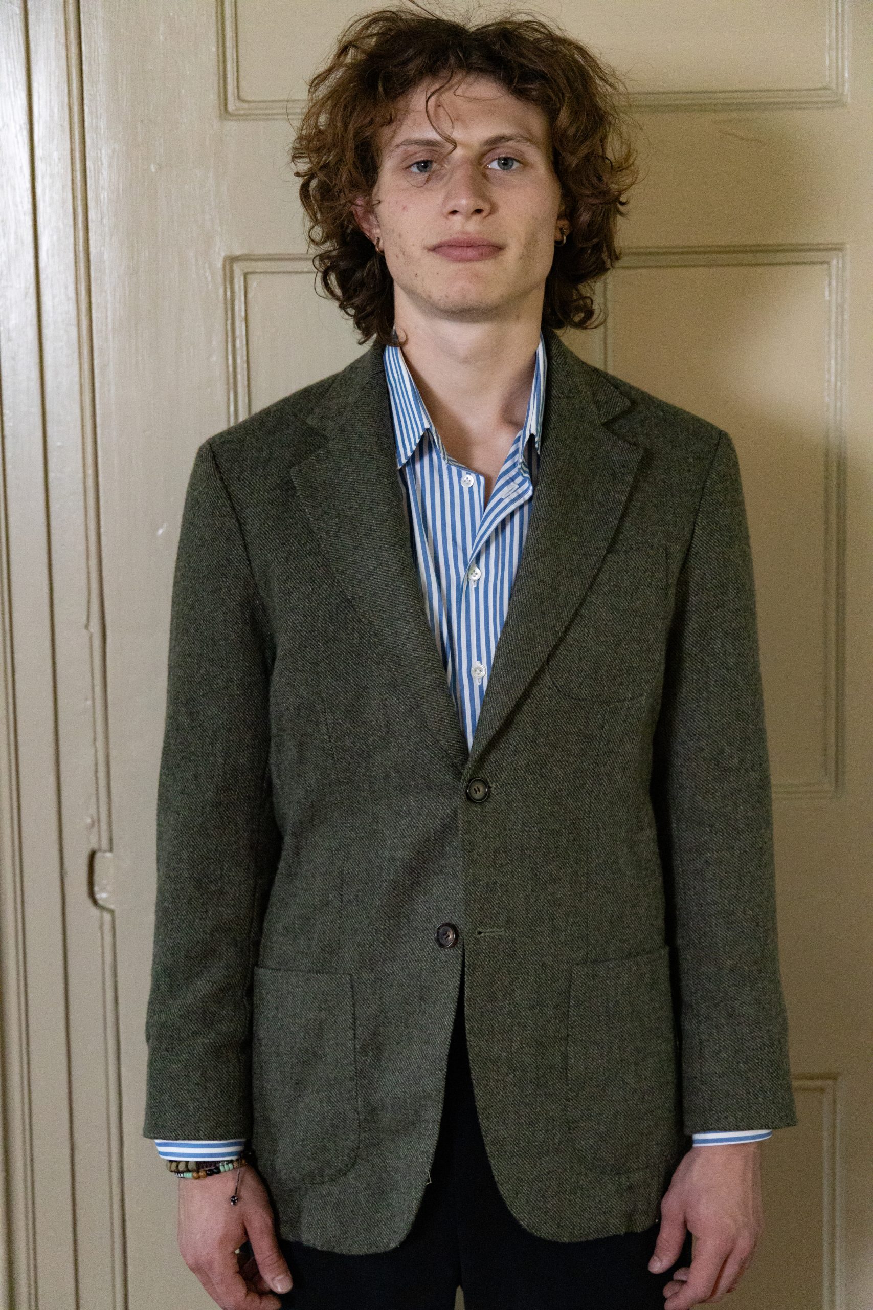 TWO BUTTON JACKET IN MOSS GREEN ENGLISH TWEED